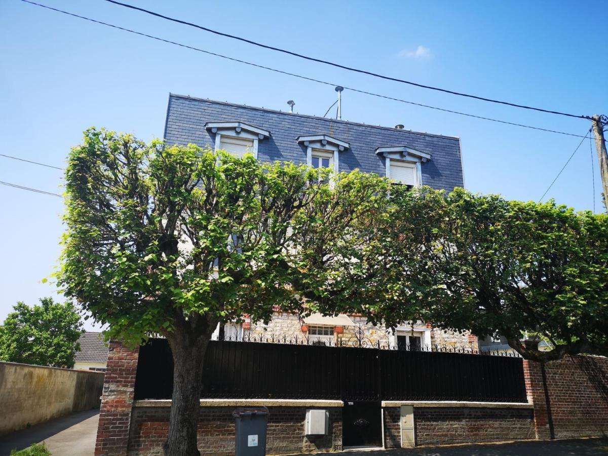 Residence De La Republique Bessancourt 外观 照片