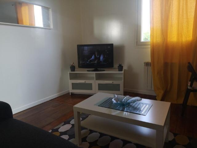 Residence De La Republique Bessancourt 外观 照片